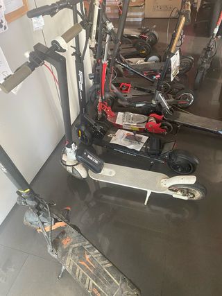 Patinete Xiaomi 365 + Batería Extra
tengo q cambia