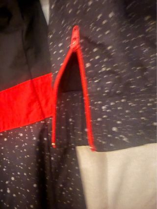 Chaqueta Jordan Negra y Roja