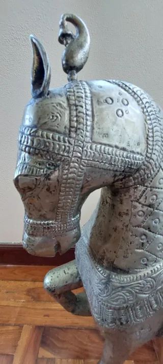 Caballo de estaño Casa Valenti