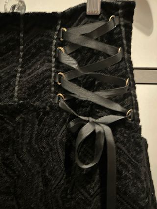 Falda Holy Preppy Negra Talla XS