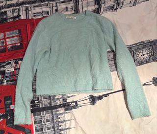 Jersey Pull&Bear azul claro peludo Talla M