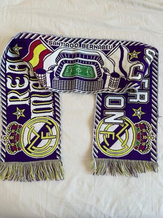 Bufanda Real Madrid Oficial 
