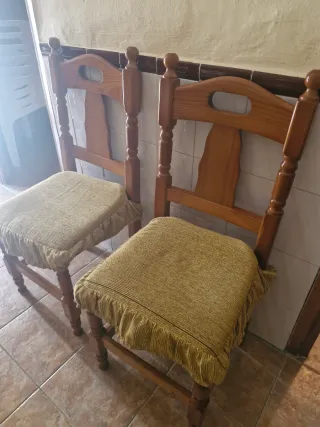 Juego de 6 sillas de madera de pino