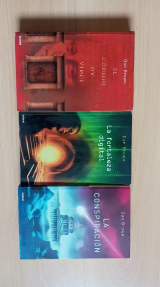 Libros de Dan Brown a 5€/ud.