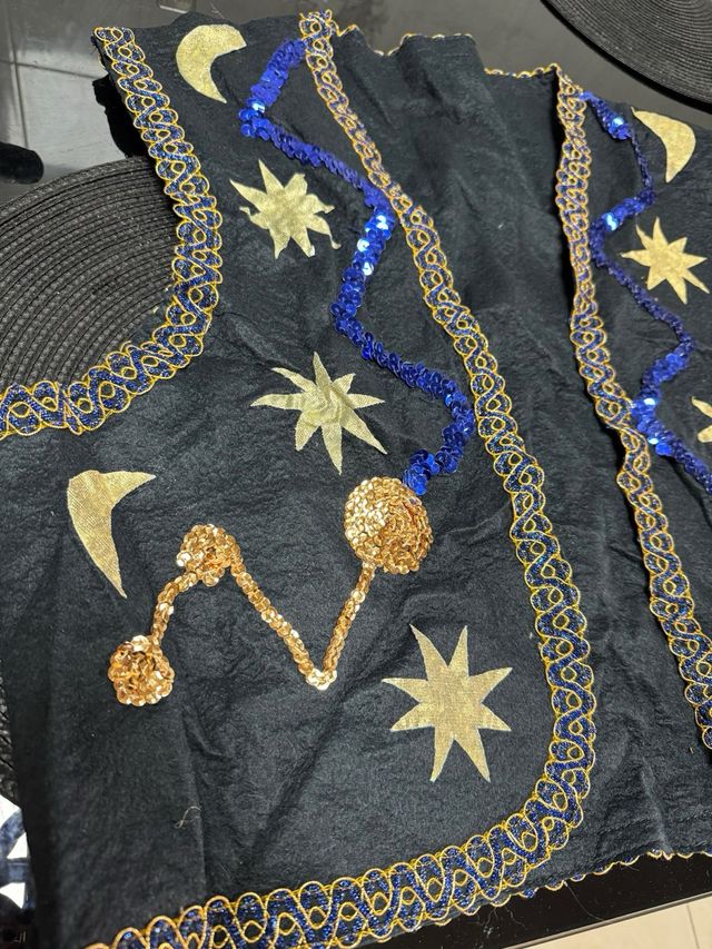 Chaleco de disfraz estrellas y lunas