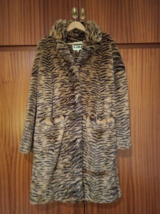 Abrigo Bimba y Lola Animal Print 