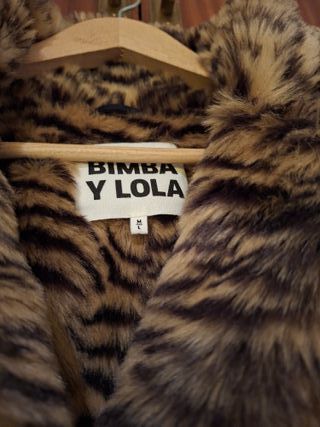 Abrigo Bimba y Lola Animal Print 