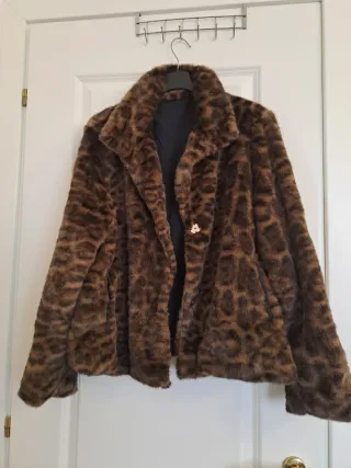 Pelliccia ecologica donna leopardata