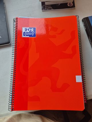 Libretas A4 Oxford..diferentes colores