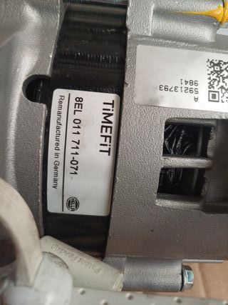 Alternador Hella 8EL011711-071 Opel
