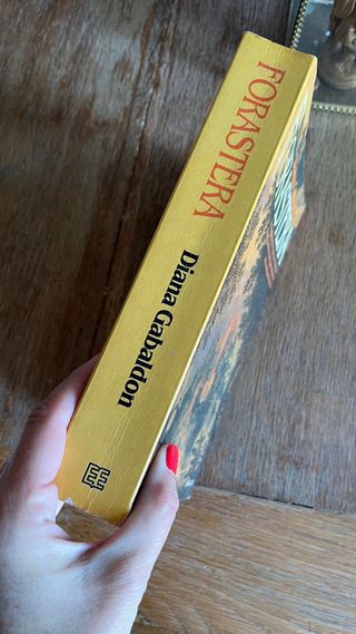 FORASTERA de Diana Gabaldon primera edición 1991