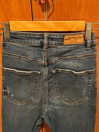 Pantalón vaquero PULL&BEAR azul Talla 34