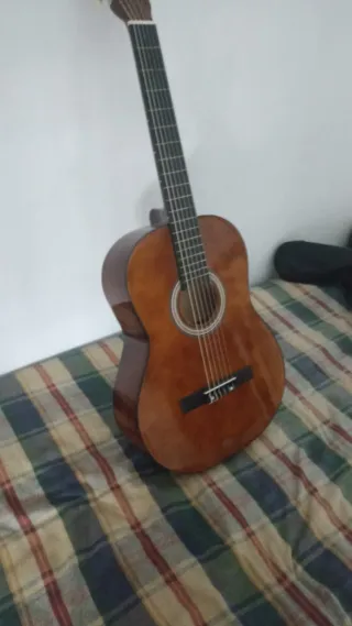 Guitarra Clásica Marrón