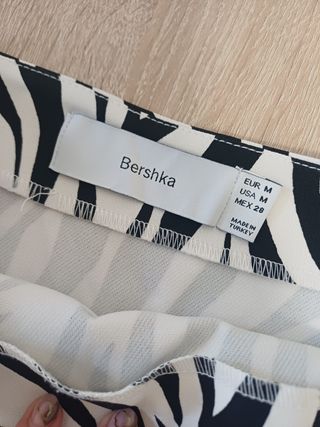 Falda estampada cebra con anillas Bershka
