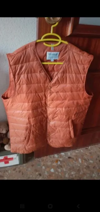 Chaleco Pull&Bear marrón talla XL