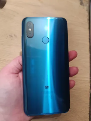 Xiaomi Mi 8 64GB Blu
Bloccato 
