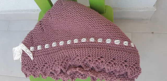 Eskuz egindako tokilla/ Toquilla hecha a mano