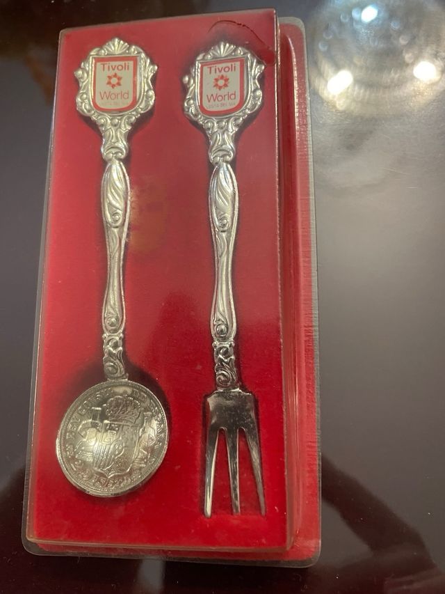 Cuchara y Tenedor Souvenir Tivoli World