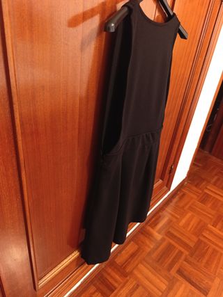 Vestido corto negro