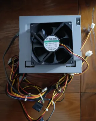 FUENTE ALIMENTACIÓN PC SUNON + VENTILADOR