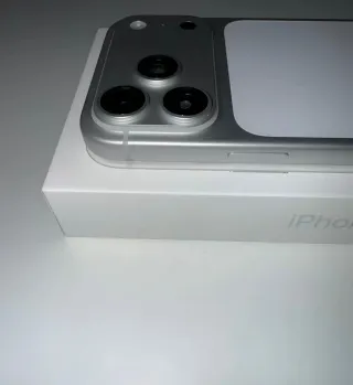 Apple iPhone 11 Argento