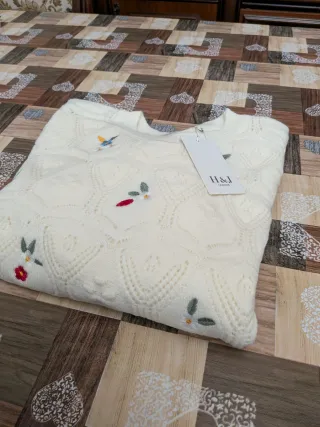 Maglioncino donna traforato bianco