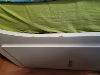 Diván Ikea. 
Con colchones