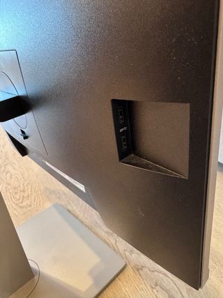 Monitor HP 23” Negro/Plateado