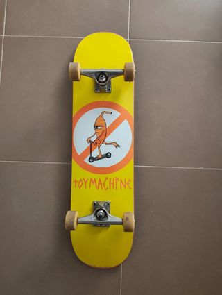Skateboard