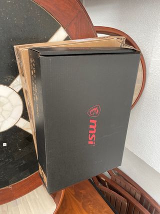 Portátil Gaming MSI GL75 Leopard 17