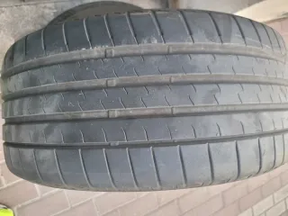 Neumáticos Bridgestone 235/40ZR18 (95Y)