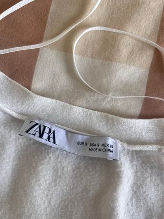 Chaleco de punto Zara mujer blanco roto