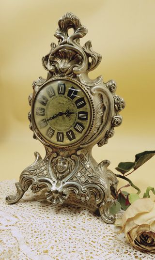 Orologio da tavolo vintage barocco