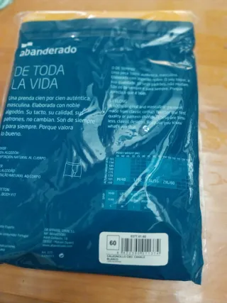Lote 3 prendas Abanderado: 2 camisetas y 1 bóxer