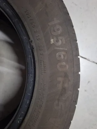 Neumático 195/60 R15 V