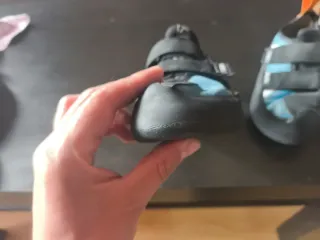 Pies de gato Tenaya y regalo