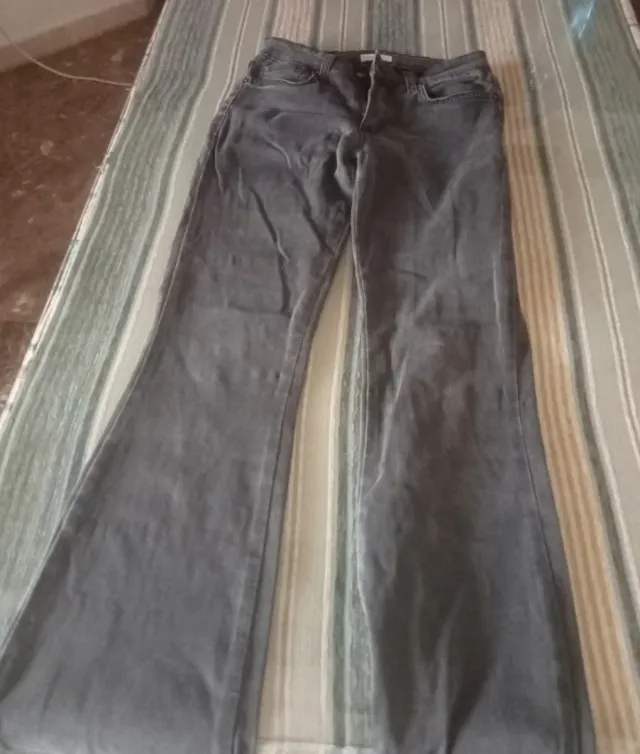 Pantalones vaqueros grises Brownie
