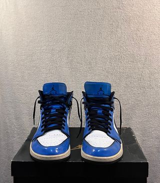 Air Jordan 1 Mid SE Signal Blue 49.5