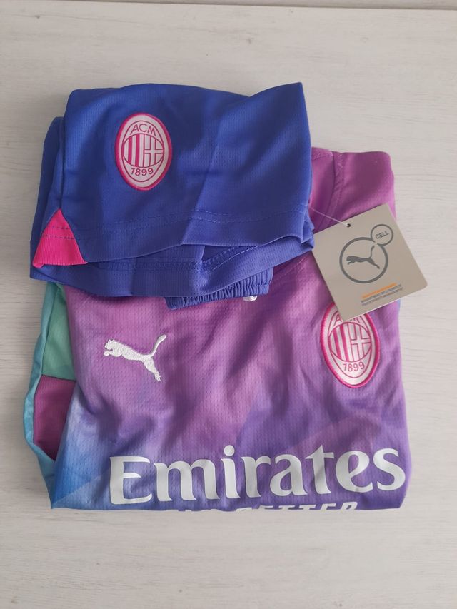 Equipación AC Milan Niño Talla 16