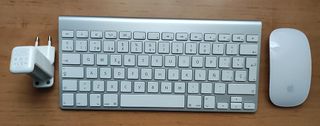Teclado y Ratón Apple Plata/Blanco