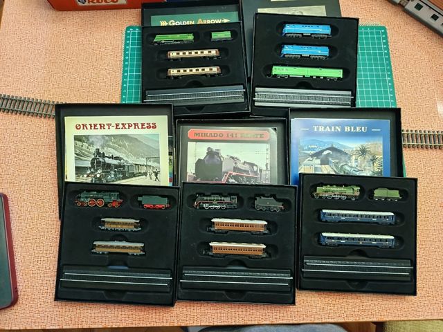 Set di 5 treni in scala 1/200 Z