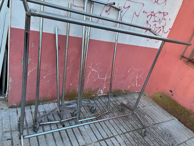 Burro perchero metálico