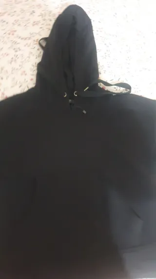 Sudadera Bershka capucha T/S