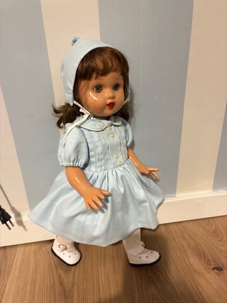 Vestido  cancán y capota para muñeca Mariquita P