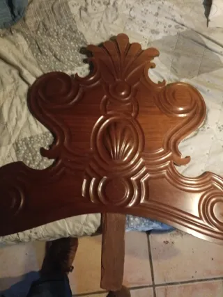 Cabezal de madera estilo barroco