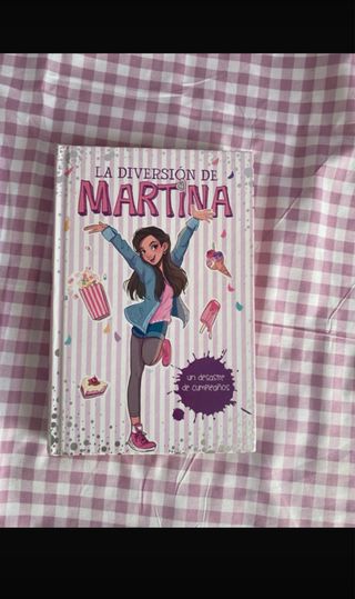 un desastre de cumpleaños y la puerta magica 