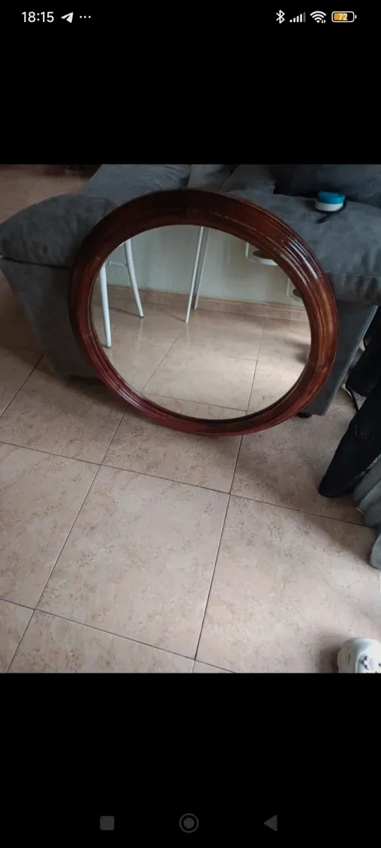 Espejo Redondo Madera y Cristal. 69 cm de diámetro