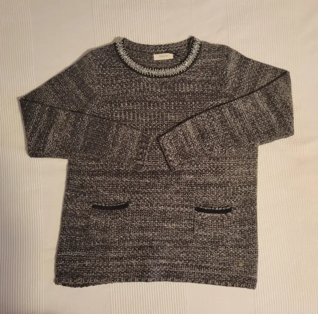 Jersey Amichi con pedrería en el cuello talla L