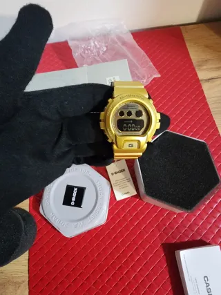 G-Shock GMD-S6900SM-9ER Dorado