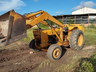 Tractor pala cargadora